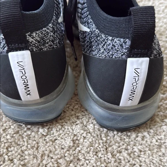 Nike Air Black and Gray Knit Sneakers